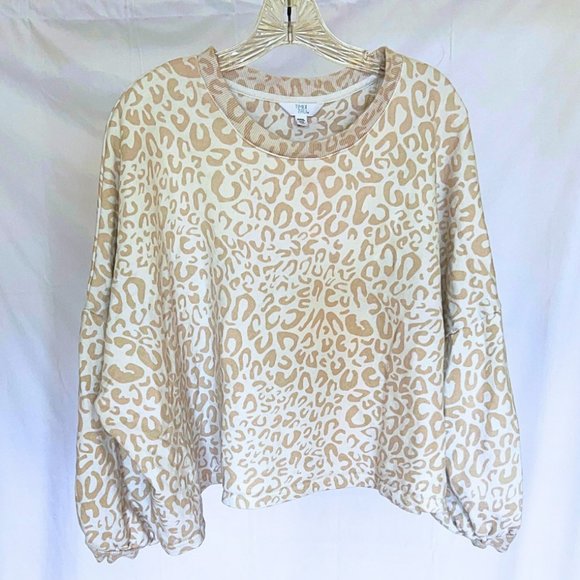 Time & Tru Leopard Print Cropped Sweater - Picture 1 of 3